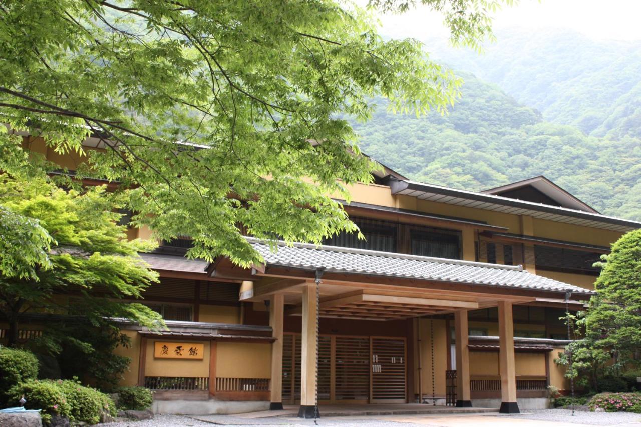 Nishiyama Onsen Keiunkan Hotel Hayakawa Екстериор снимка